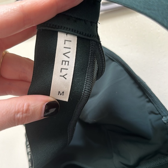 Green Lively Bra size Medium - Picture 3 of 4